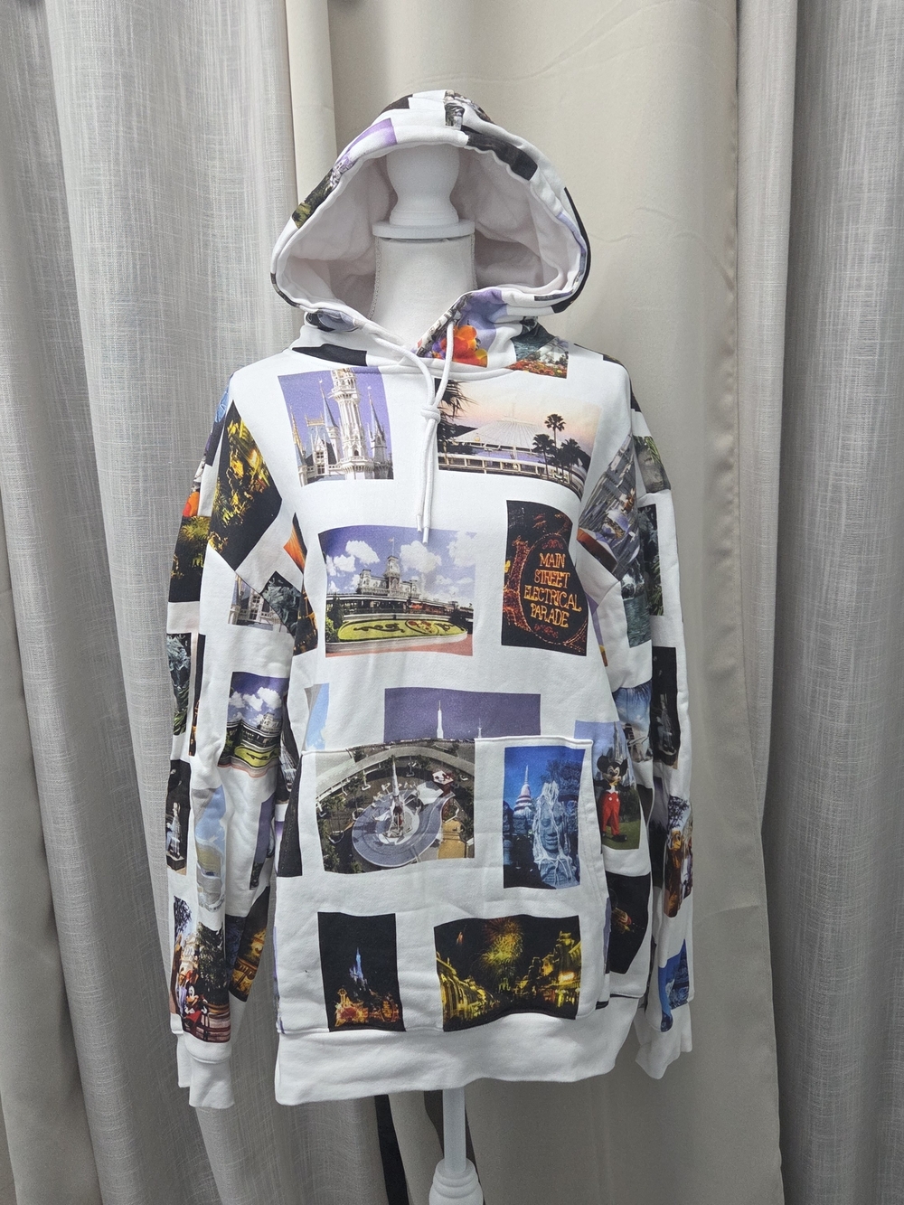 Disney World Vault Collection XL Photo-Collage Pullover Hoodie 50th Anniversary